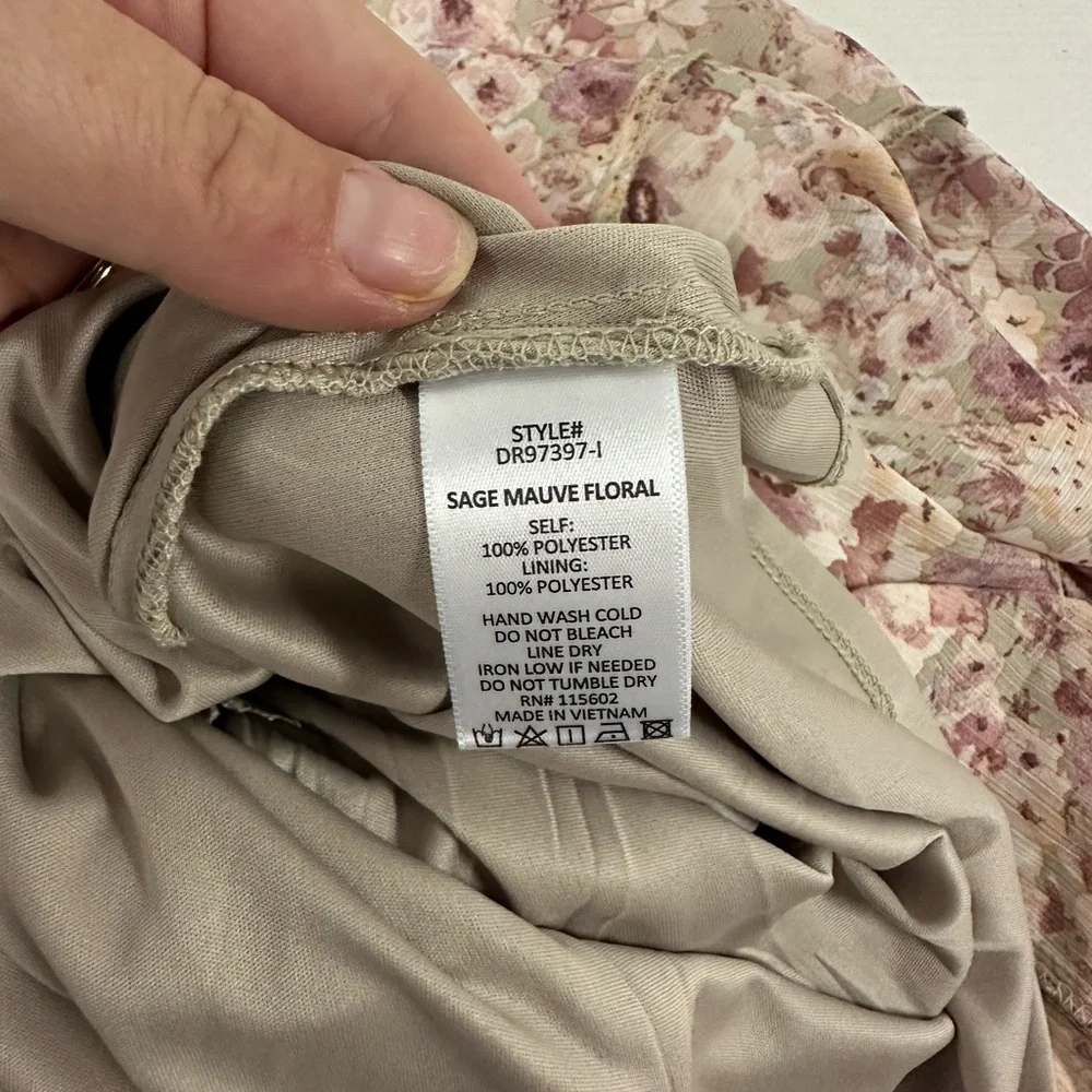 Lush Floral Midi Long Sleeve Dress NWT - Picture 14 of 14